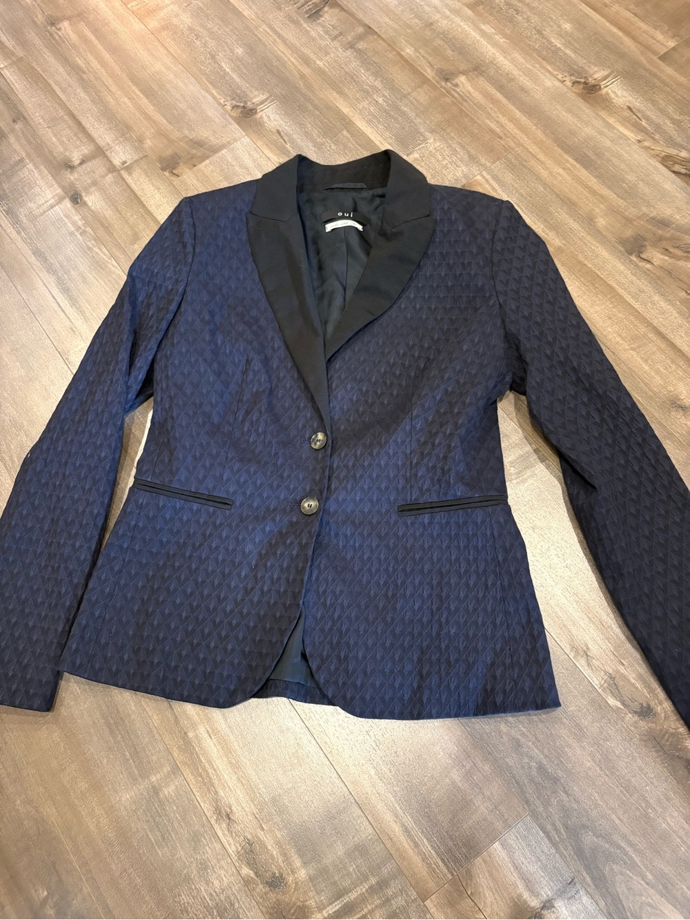 Women’s Textured Navy Two-Button Blazer with Satin Lapel